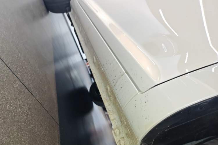Used CHANGAN NEVO Lumin 2026 Model Treasure Edition 205km Passionate Beige Ningde Right Side Sill