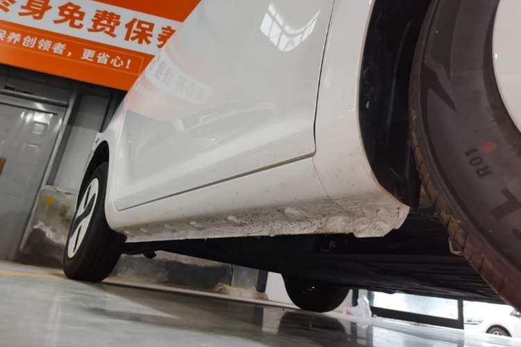 Used CHANGAN NEVO Lumin 2026 Model Treasure Edition 205km Passionate Beige Ningde Right Side Sill