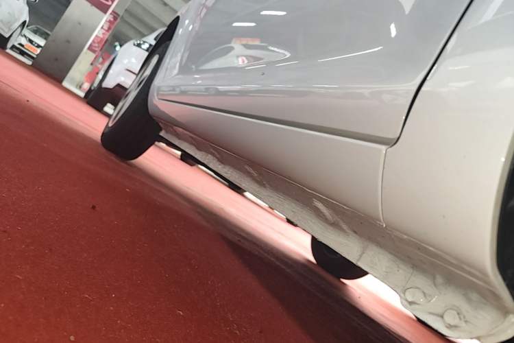 Used CHANGAN NEVO Lumin 2026 Model Treasure Edition 205km Passionate Beige Ningde Right Side Sill