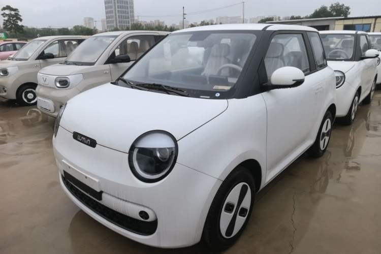 Used CHANGAN NEVO Lumin 2026 Model Treasure Edition 205km Passionate Beige Ningde Guazi used car, China used car export, Used car for sale, Used CHANGAN NEVO cars, Cheapest cars for sale, Electric vehicle, New energy car