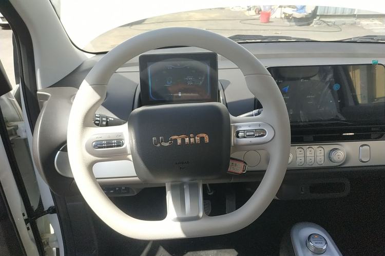 Used CHANGAN NEVO Lumin 2026 Model Treasure Edition 205km Passionate Beige Ningde Steering Wheel