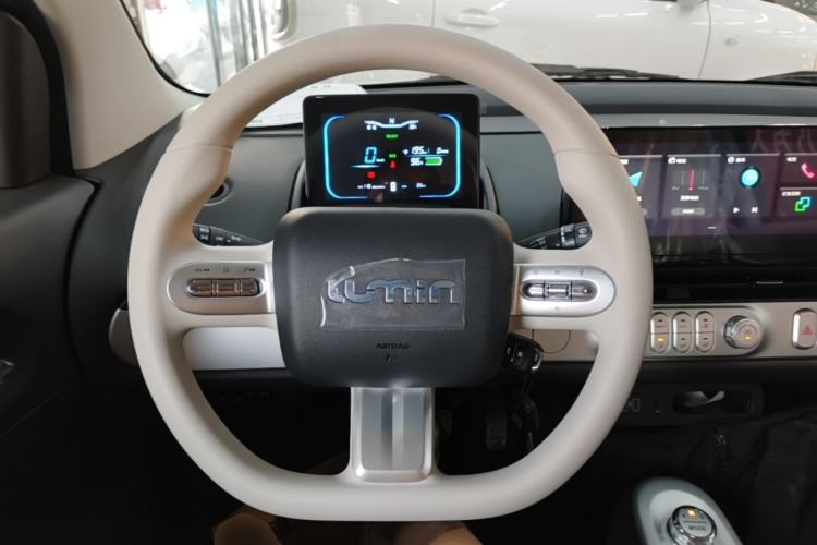 Used CHANGAN NEVO Lumin 2026 Model Treasure Edition 205km Passionate Beige Ningde Steering Wheel