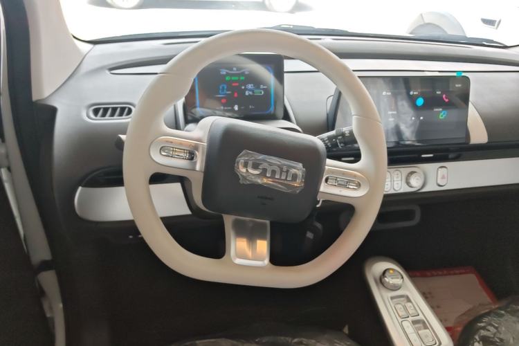 Used CHANGAN NEVO Lumin 2026 Model Treasure Edition 301km Cherished Beige Ningde Steering Wheel