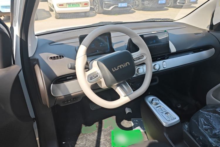 Used CHANGAN NEVO Lumin 2026 Model Treasure Edition 205km Passionate Beige Ningde Steering Wheel