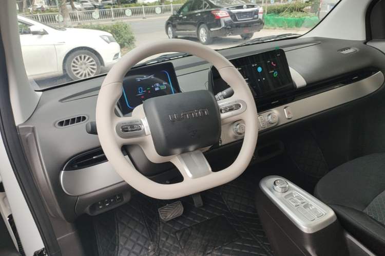 Used CHANGAN NEVO Lumin 2026 Model Treasure Edition 205km Passionate Beige Ningde Steering Wheel