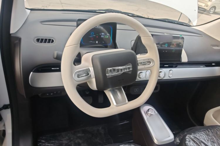 Used CHANGAN NEVO Lumin 2026 Model Treasure Edition 205km Passionate Beige Ningde Steering Wheel