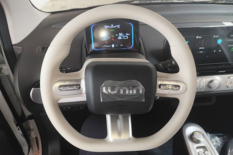 Used CHANGAN NEVO Lumin 2026 Model Treasure Edition 205km Passionate Beige Ningde Steering Wheel