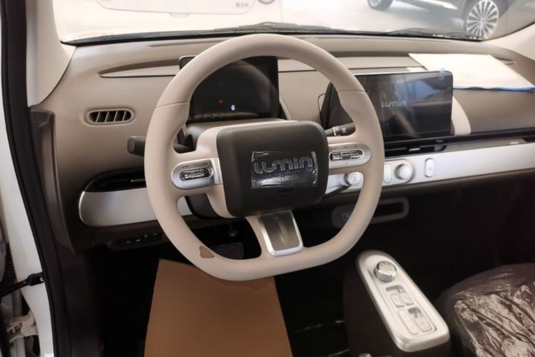 Used CHANGAN NEVO Lumin 2026 Model Treasure Edition 205km Passionate Beige Ningde Steering Wheel