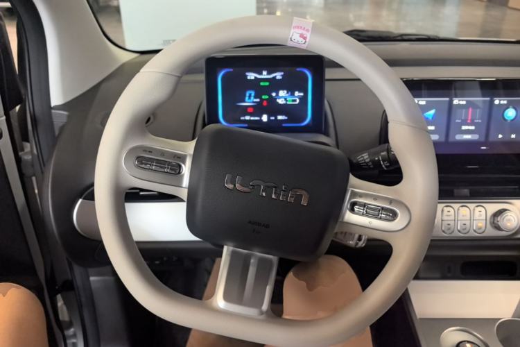Used CHANGAN NEVO Lumin 2026 Model Treasure Edition 205km Passionate Beige Ningde Steering Wheel