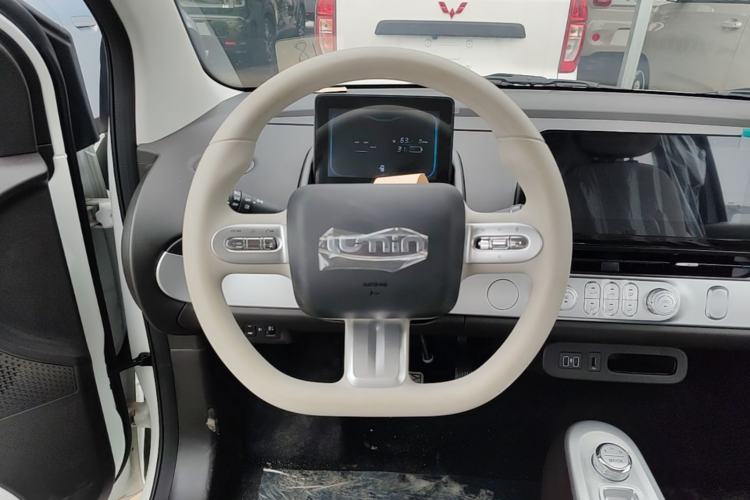 Used CHANGAN NEVO Lumin 2026 Model Treasure Edition 205km Passionate Beige Ningde Steering Wheel