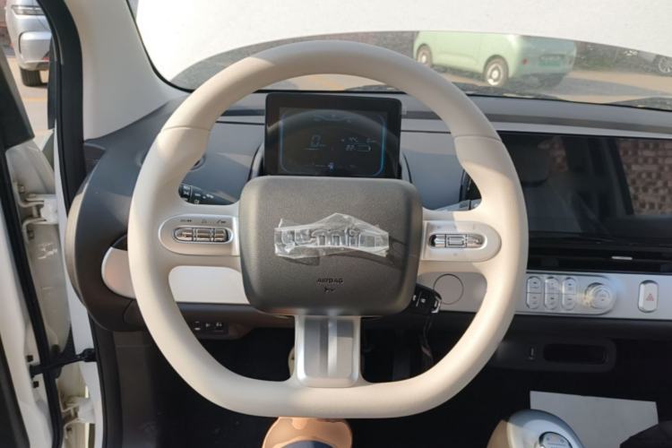 Used CHANGAN NEVO Lumin 2026 Model Treasure Edition 205km Passionate Beige Ningde Steering Wheel