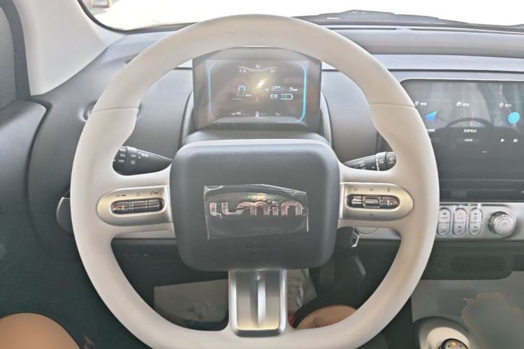 Used CHANGAN NEVO Lumin 2026 Model Treasure Edition 205km Passionate Beige Ningde Steering Wheel