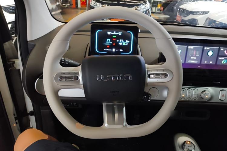 Used CHANGAN NEVO Lumin 2026 Model Treasure Edition 205km Passionate Beige Ningde Steering Wheel
