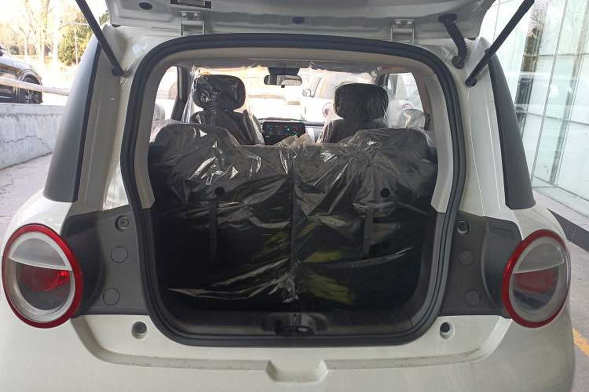Used CHANGAN NEVO Lumin 2026 Model Treasure Edition 205km Beloved Beige Guoxuan Trunk