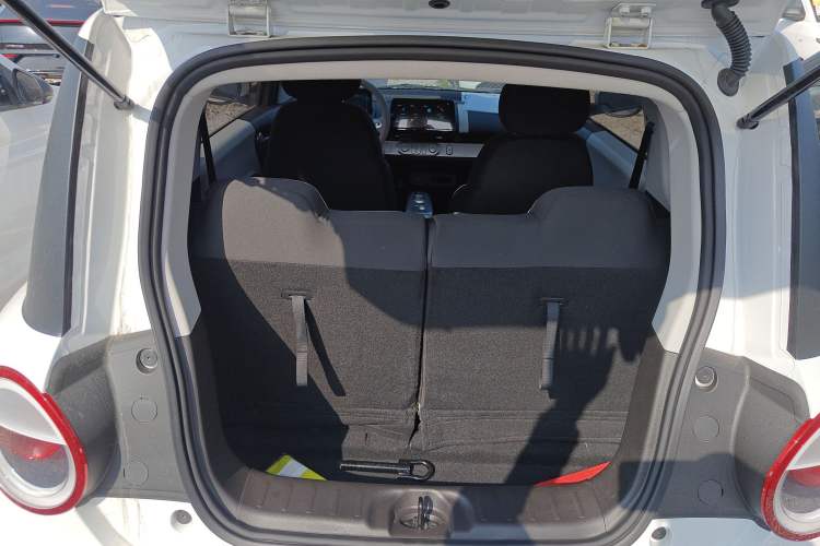 Used CHANGAN NEVO Lumin 2026 Model Treasure Edition 301km Cherished Beige Ningde Trunk