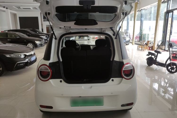 Used CHANGAN NEVO Lumin 2026 Model Treasure Edition 205km Passionate Beige Ningde Trunk