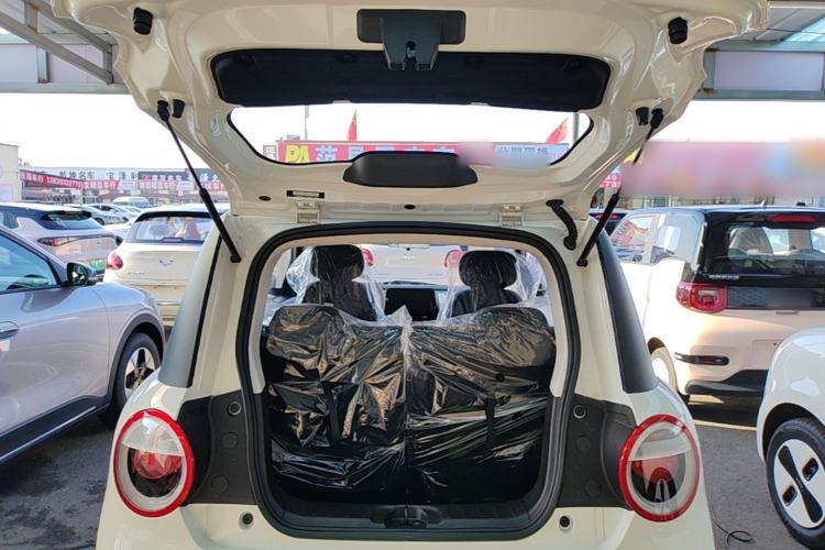 Used CHANGAN NEVO Lumin 2026 Model Treasure Edition 205km Passionate Beige Ningde Trunk