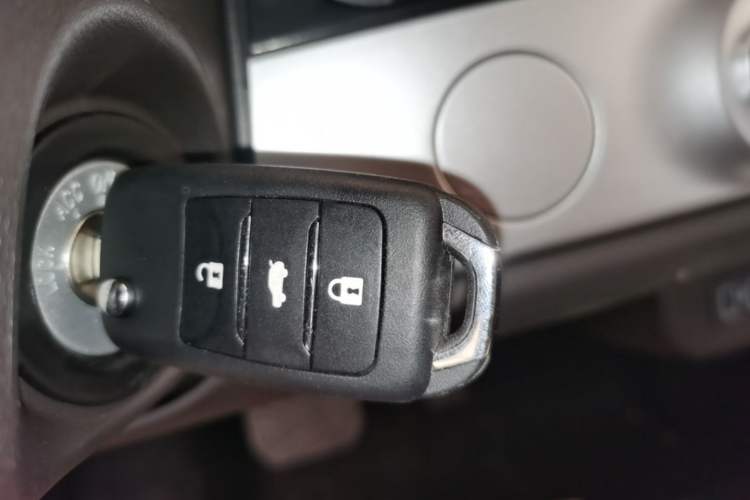 Used CHANGAN NEVO Lumin 2026 Model Treasure Edition 205km Passionate Beige Ningde Vehicle Key