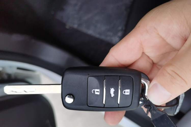 Used CHANGAN NEVO Lumin 2026 Model Treasure Edition 205km Passionate Beige Ningde Vehicle Key