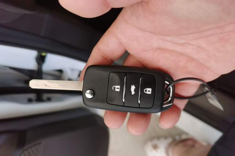 Used CHANGAN NEVO Lumin 2026 Model Treasure Edition 205km Passionate Beige Ningde Vehicle Key