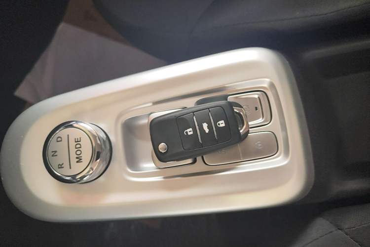 Used CHANGAN NEVO Lumin 2026 Model Treasure Edition 205km Passionate Beige Ningde Vehicle Key