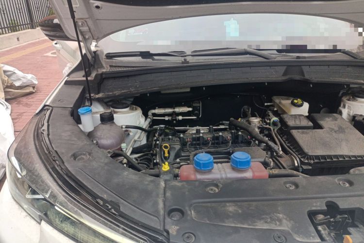 Used CHANGAN NEVO Q05 2024 Truly Delicious Version 125 Excellence Edition CATL Engine Bay Right