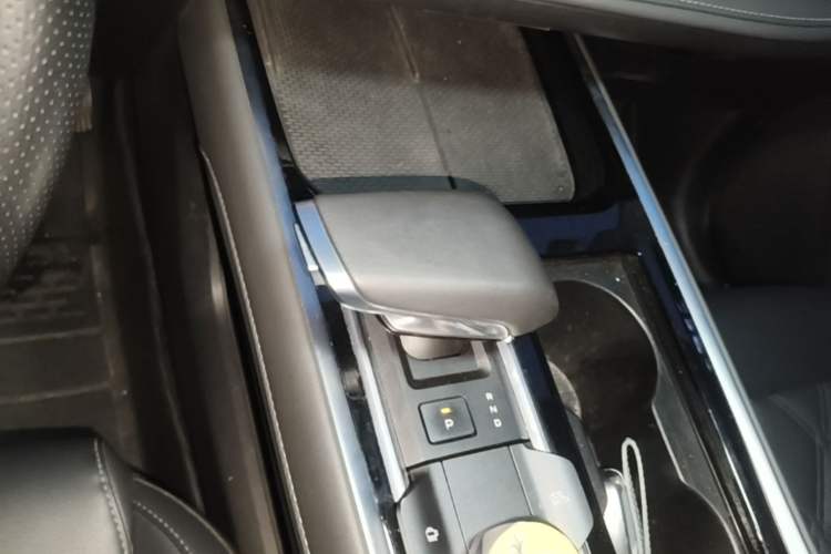 Used CHANGAN NEVO Q05 2023 60 Pro Gear Lever