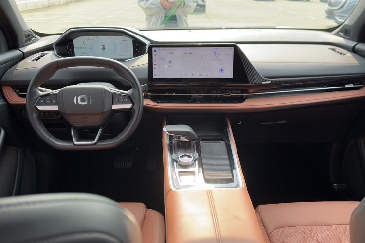 Used CHANGAN NEVO Q05 2023 125 Pro Center Console