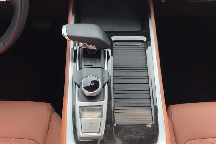 Used CHANGAN NEVO Q05 2023 125 Pro Gear Lever