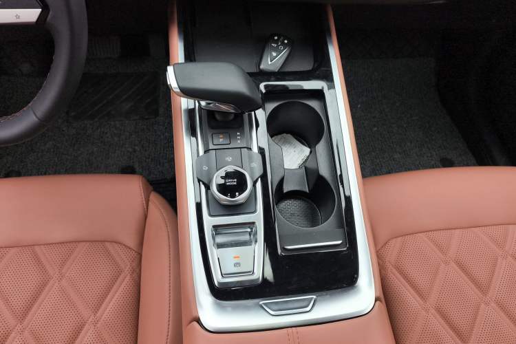 Used CHANGAN NEVO Q05 2023 125 Max Gear Lever