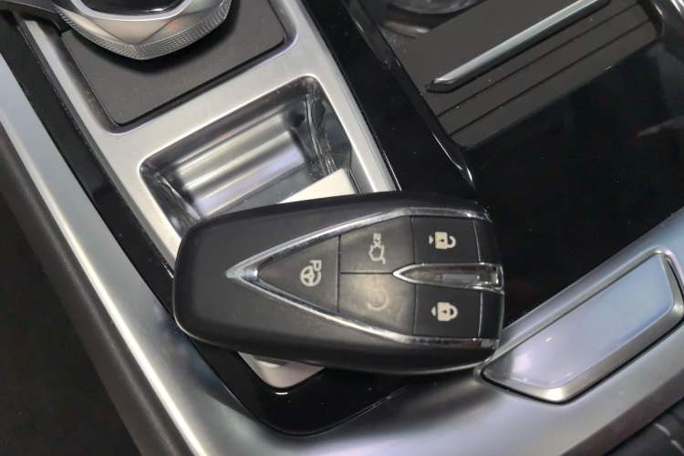 Used CHANGAN NEVO Q05 2023 125 Max Interior 1