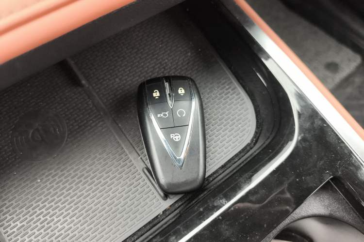 Used CHANGAN NEVO Q05 2023 125 Max Interior 1