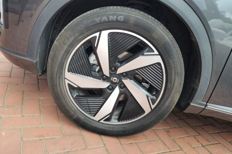 Used CHANGAN NEVO Q05 2023 125 Pro Left Front Wheel Hub