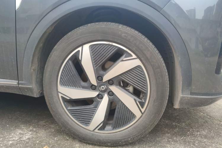 Used CHANGAN NEVO Q05 2023 125 Pro Right Front Wheel Hub