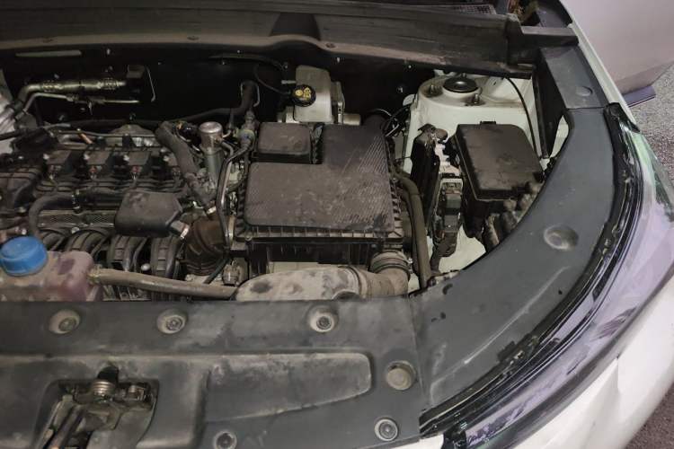 Used CHANGAN NEVO Q05 2023 125 Pro Engine Bay Left