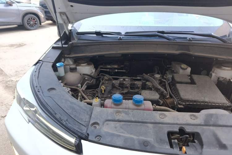 Used CHANGAN NEVO Q05 2023 125 Pro Engine Bay Right