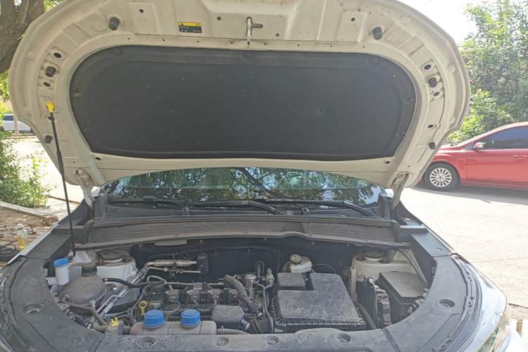 Used CHANGAN NEVO Q05 2023 60 Pro Engine Bay