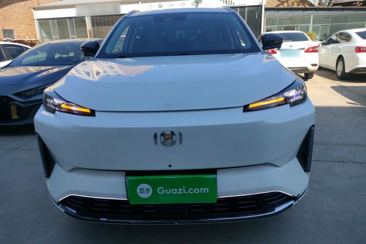 Used CHANGAN NEVO Q05 2023 125 Pro Front