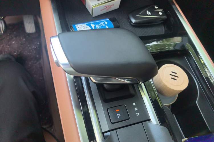 Used CHANGAN NEVO Q05 2023 60 Lite Gear Lever