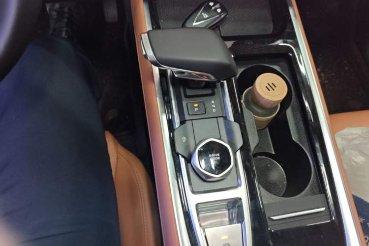 Used CHANGAN NEVO Q05 2023 60 Lite Gear Lever