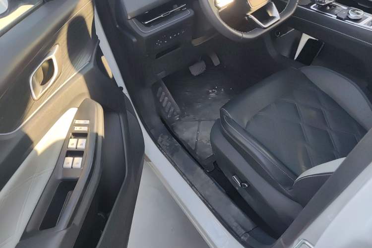 Used CHANGAN NEVO Q05 2023 125 Max Interior 3