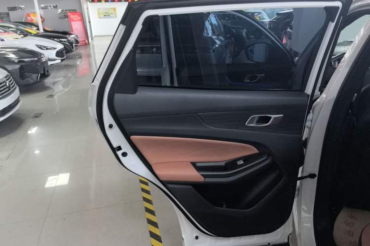 Used CHANGAN NEVO Q05 2023 125 Max Interior 8