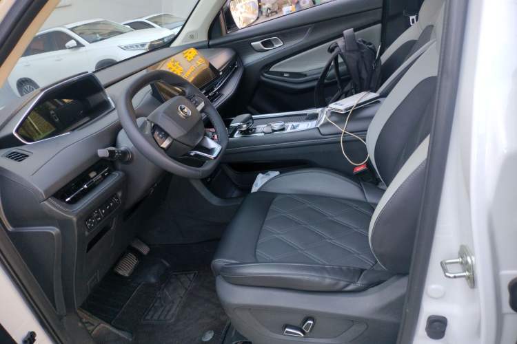 Used CHANGAN NEVO Q05 2023 125 Pro Left Front Seat