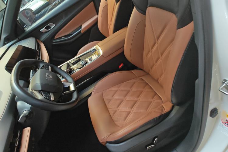 Used CHANGAN NEVO Q05 2023 125 Max Left Front Seat
