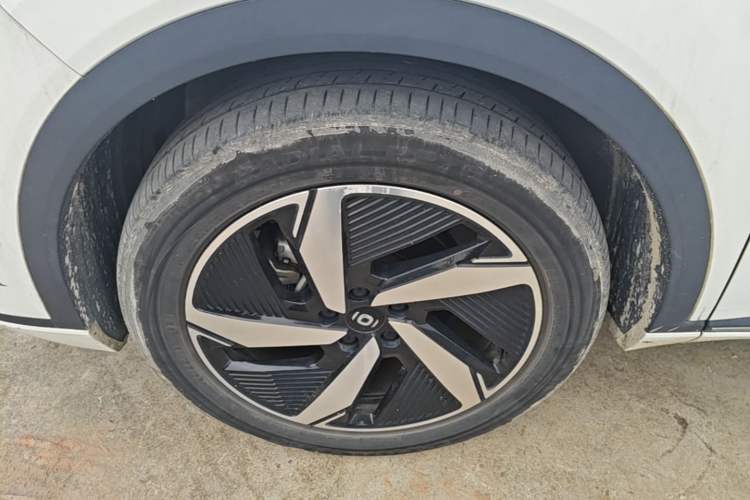 Used CHANGAN NEVO Q05 2023 125 Max Left Front Wheel Hub