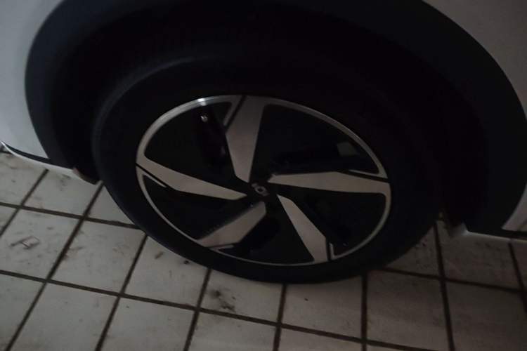 Used CHANGAN NEVO Q05 2023 60 Pro Left Front Wheel Hub
