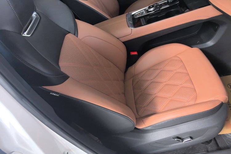 Used CHANGAN NEVO Q05 2023 125 Max Right Front Seat