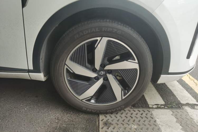 Used CHANGAN NEVO Q05 2023 125 Pro Right Front Wheel Hub