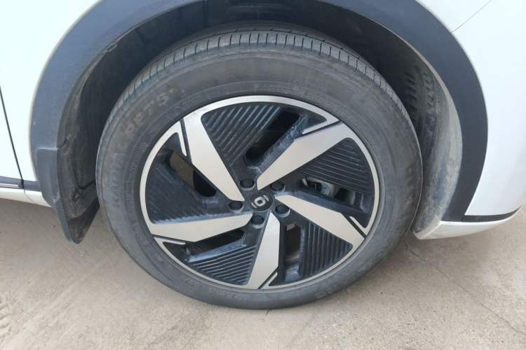 Used CHANGAN NEVO Q05 2023 125 Pro Right Front Wheel Hub