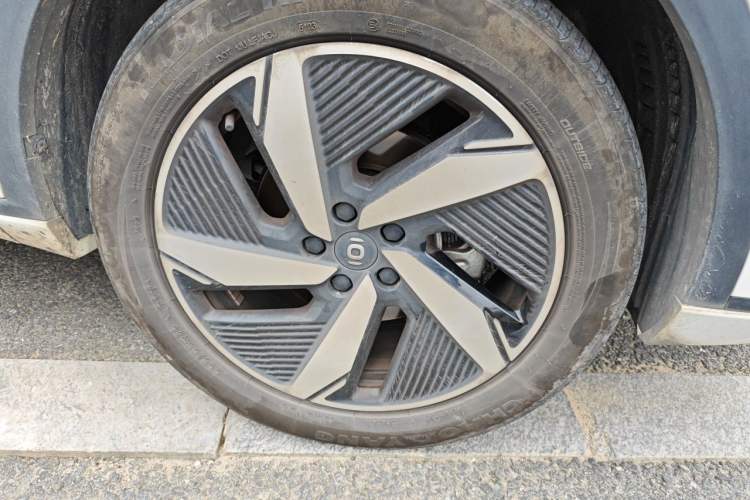 Used CHANGAN NEVO Q05 2023 125 Pro Right Front Wheel Hub
